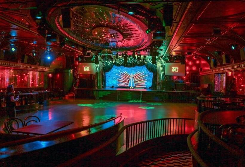 Paramount Hotel Times Square