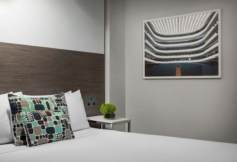 Paramount Hotel Times Square