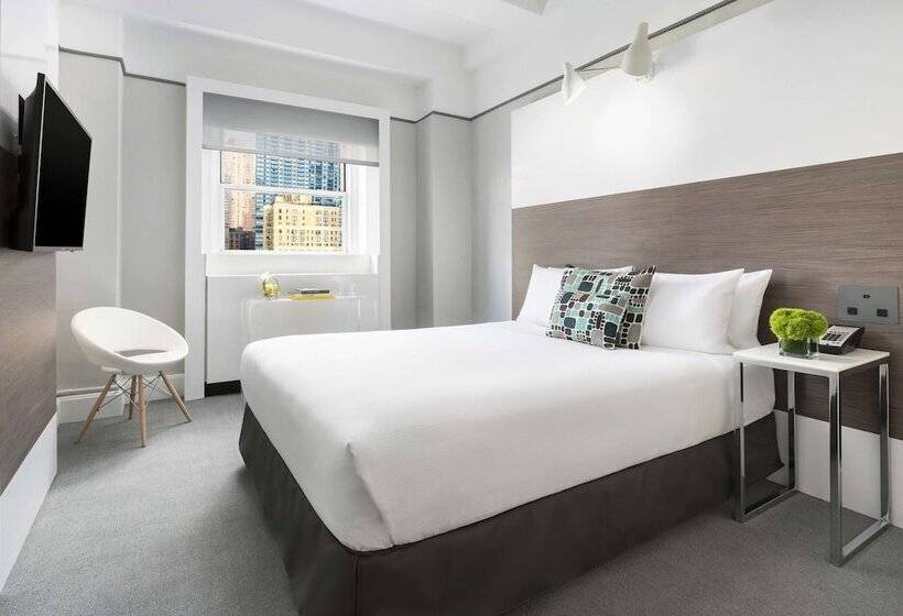 Paramount Hotel Times Square