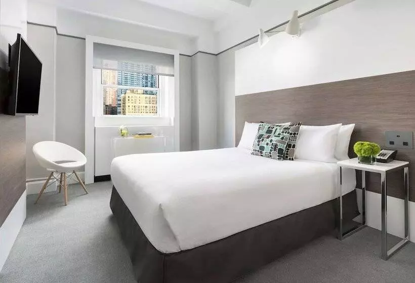 Paramount Hotel Times Square