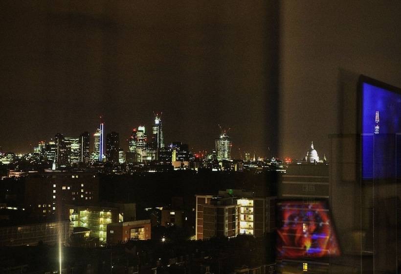 هتل Pullman London St Pancras