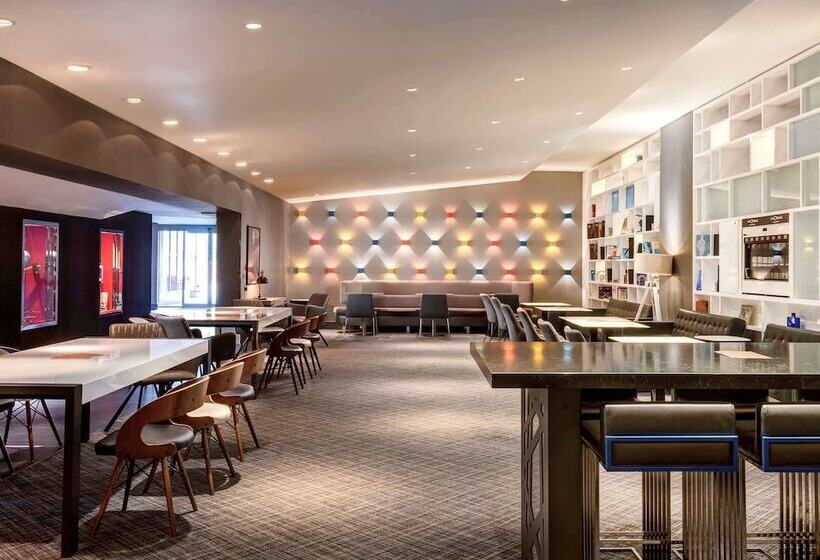 هتل Pullman London St Pancras