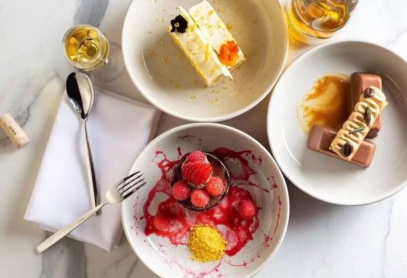 فندق Pullman London St Pancras