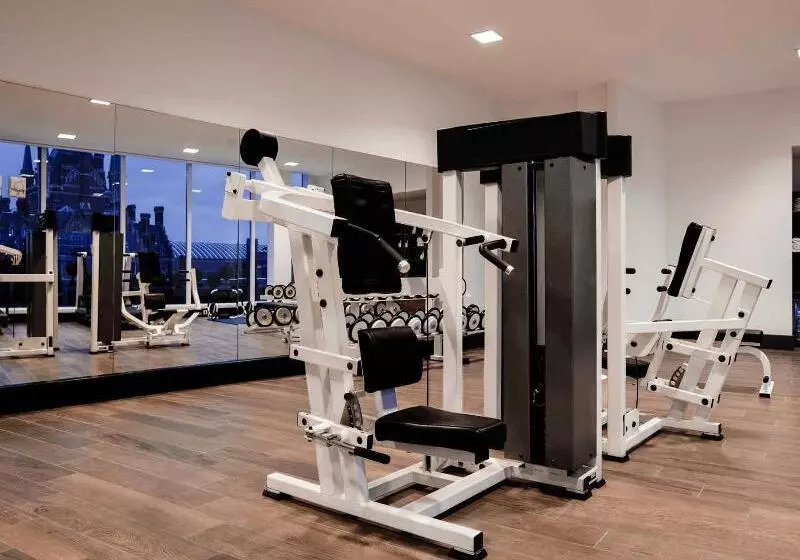 فندق Pullman London St Pancras