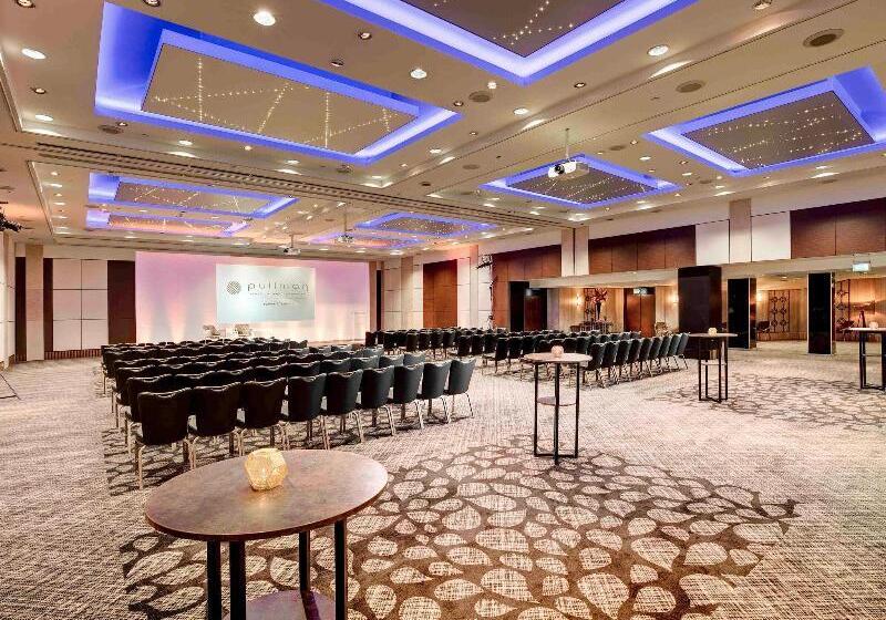 هتل Pullman London St Pancras