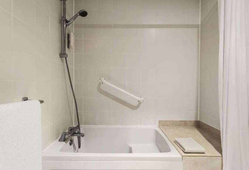 فندق Ramada Cambridge