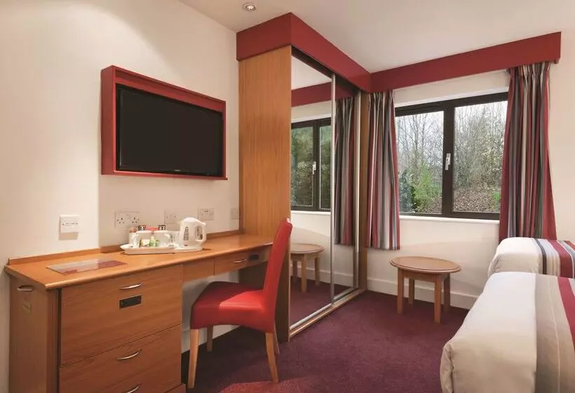 호텔 Ramada Cambridge