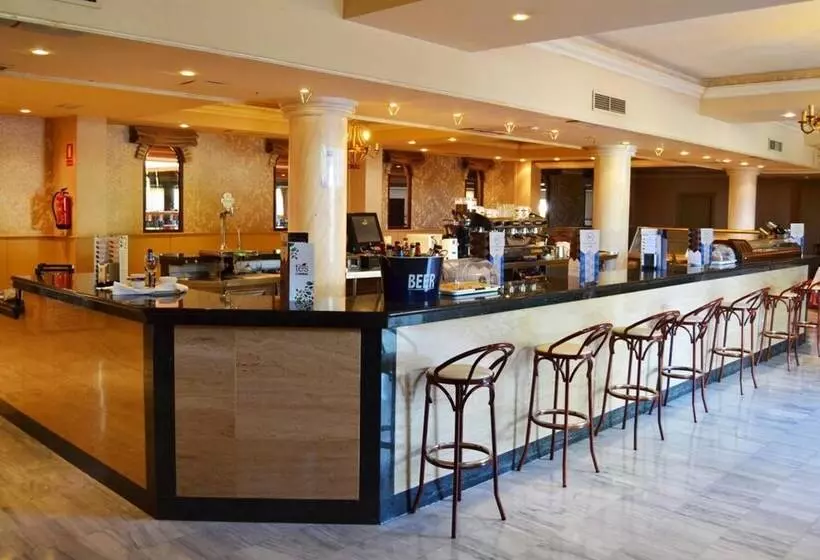 Отель Reyes Ziries