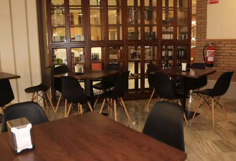 Отель Reyes Ziries