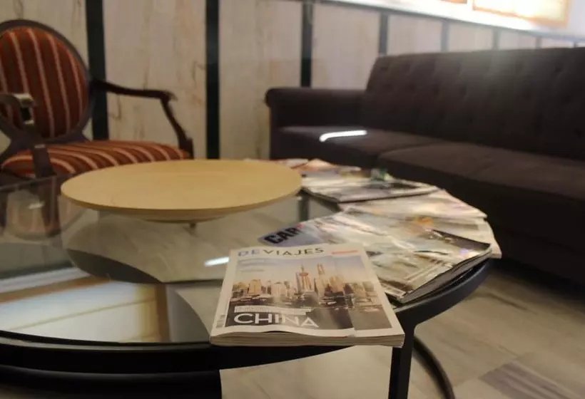 Отель Reyes Ziries