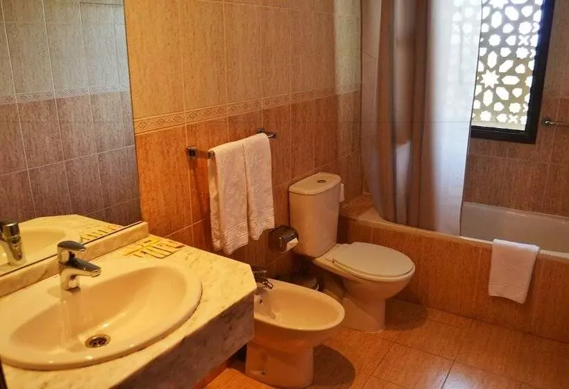 Отель Reyes Ziries