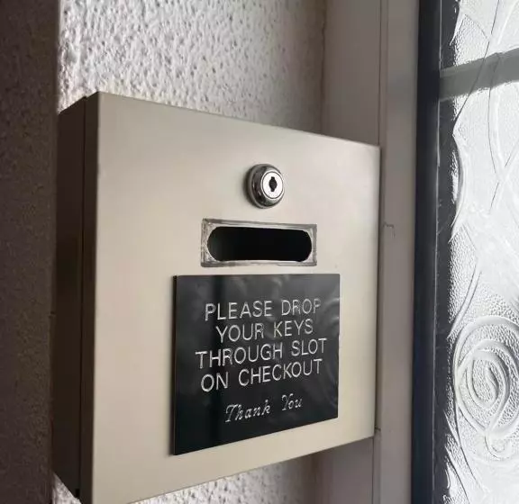 酒店 The Light House