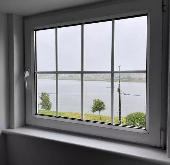 酒店 The Light House