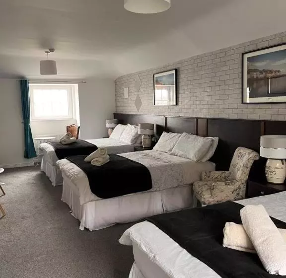 酒店 The Light House