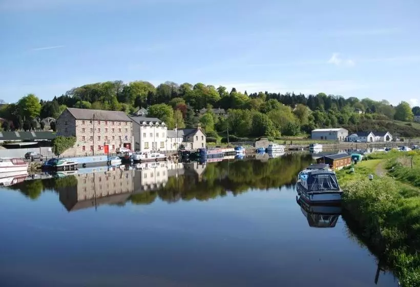 ホテル Waterside Guesthouse