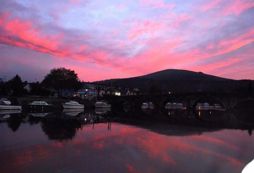 Hotel Waterside Guesthouse