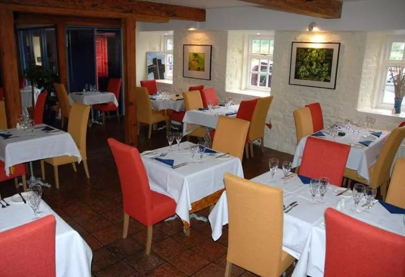 ホテル Waterside Guesthouse