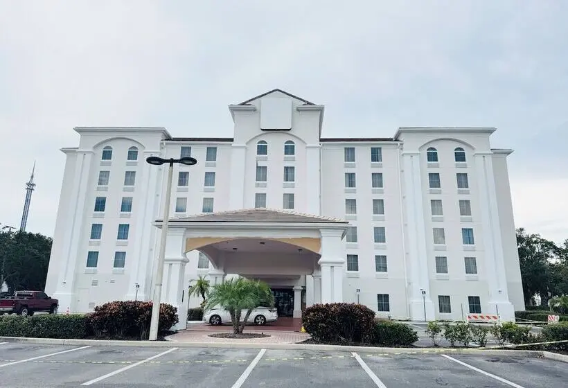 I Drive Hotel At Universal
