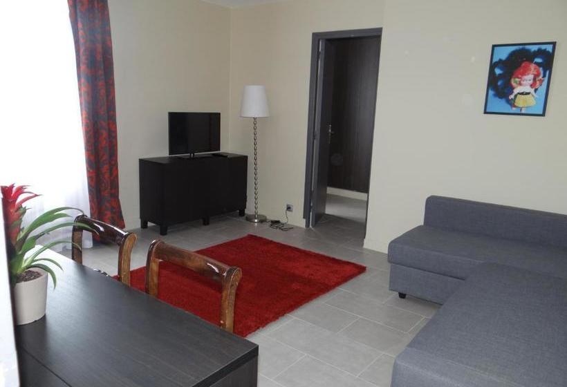 اقامتگاه Villa Montmartre