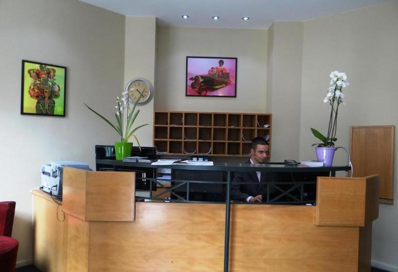 اقامتگاه Villa Montmartre