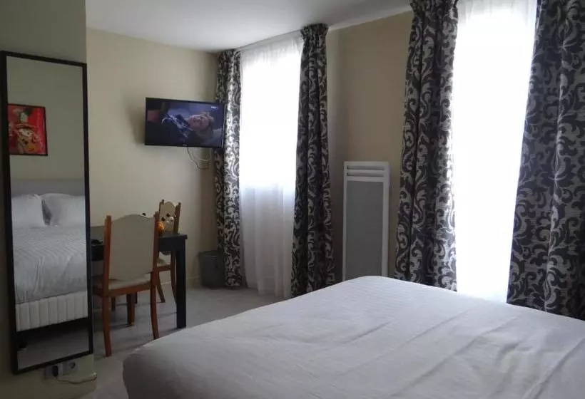 اقامتگاه Villa Montmartre