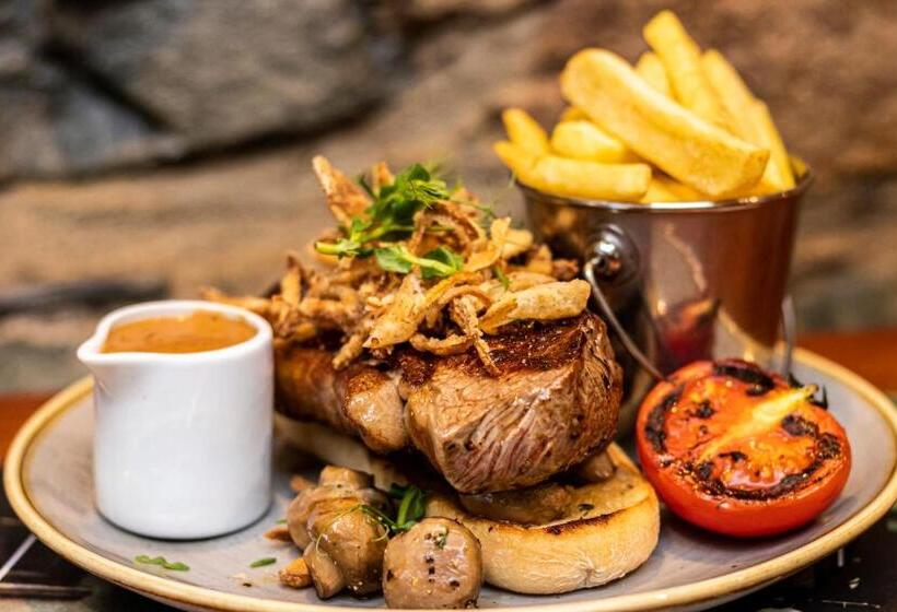 Общежитие The Rostrevor Inn