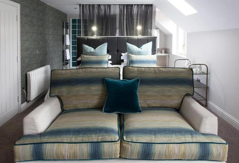 Bed and Breakfast No33 Thornham Boutique Suites