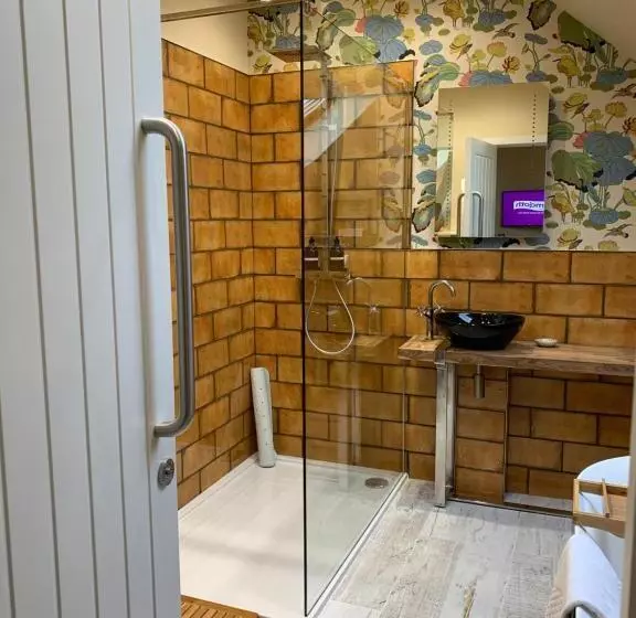 Aamiaismajoitus (B&B) No33 Thornham Boutique Suites