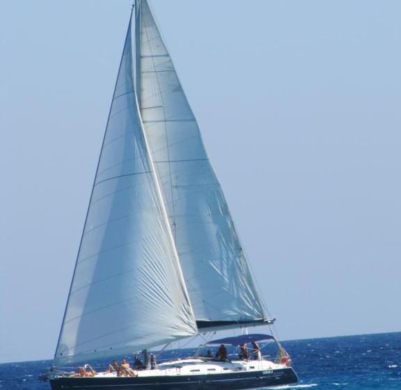 Отель B&b Monte Gruttas