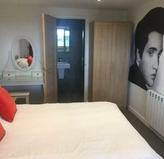 Hotelli Rutland Point Rooms