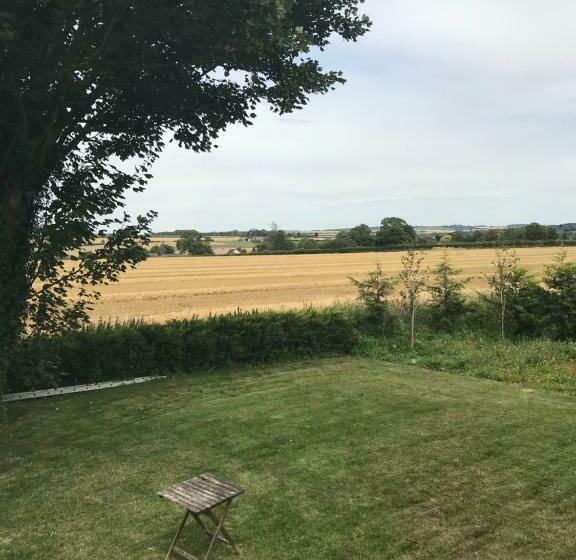 בית מלון כפרי Rutland Point Rooms