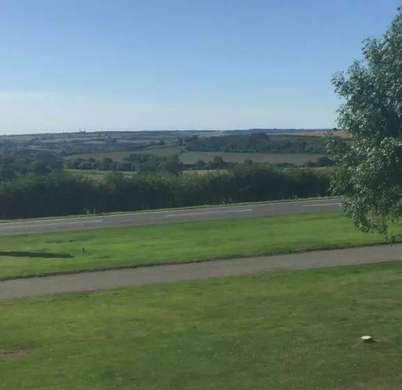 Hotelli Rutland Point Rooms