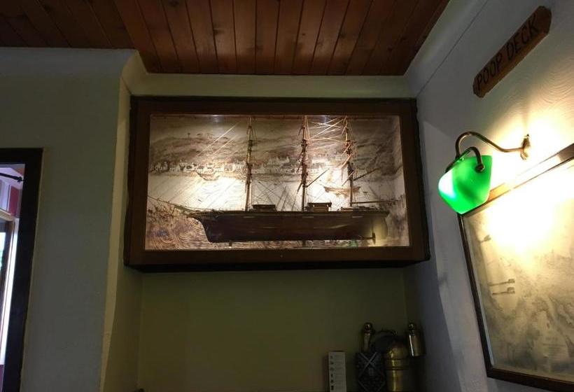 בית מלון כפרי The Mariner