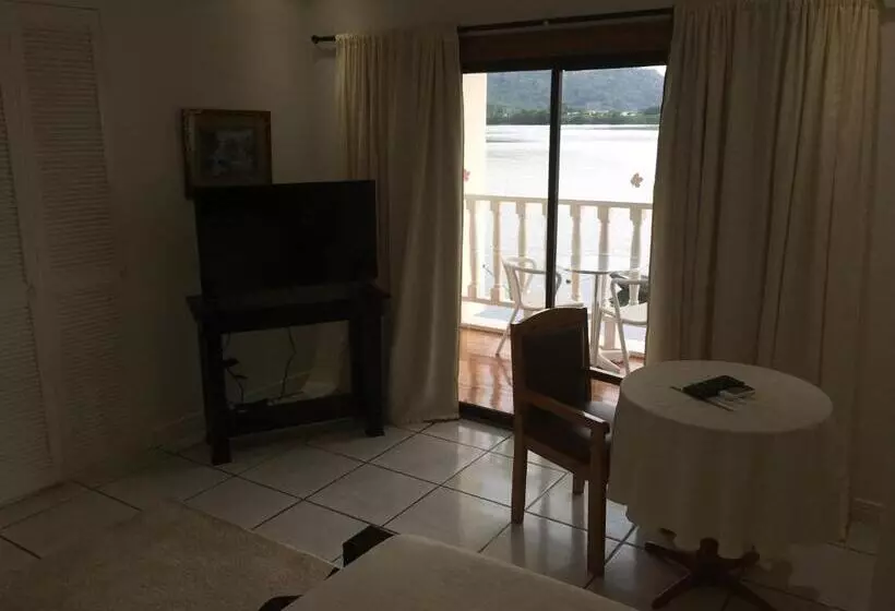 Hotelli Y Restaurante Costa Del Sol