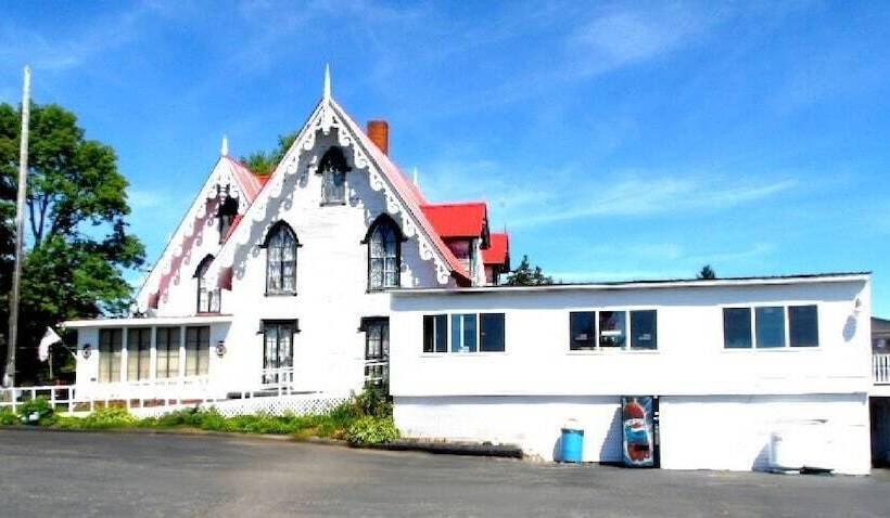 מוטל Redclyffe Shore Motor Inn