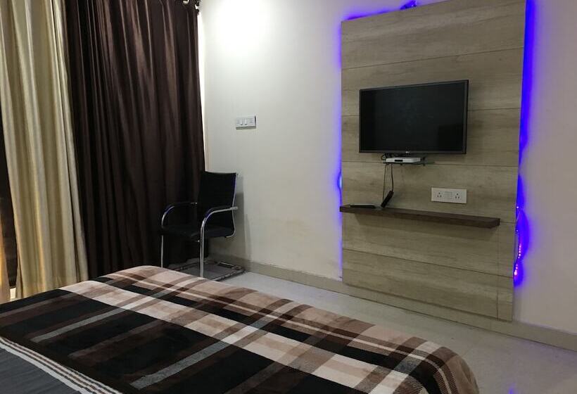 فندق Gold Residency Kurukshetra