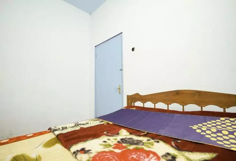 Hotelli Spot On 2126 Bromo Indah Homestay