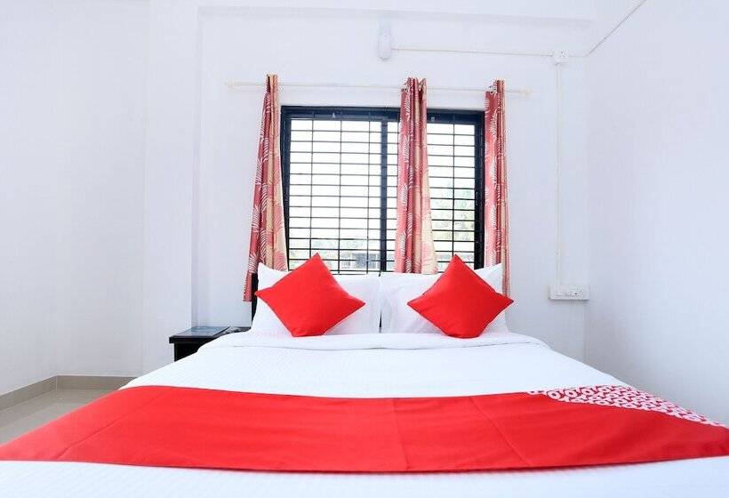 בית מלון כפרי Sunshine By Oyo Rooms