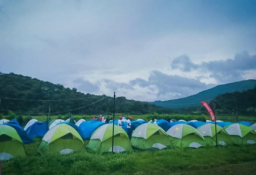 Jungle Mount Adventure Camp   Hostel