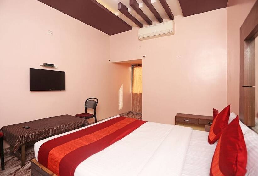Oyo 11555 Hotel Punjab