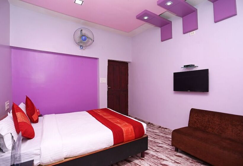 Oyo 11555 Hotel Punjab