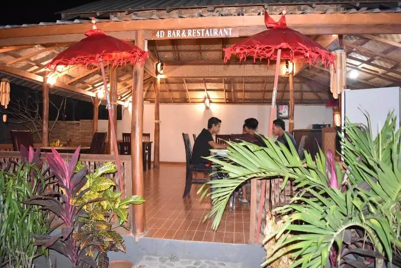 Retkeilymaja Made Taro  Menjangan Homestay