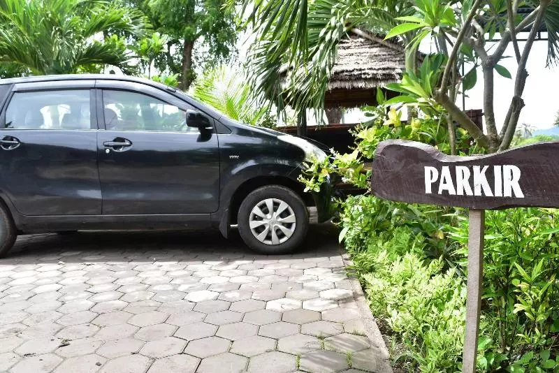 Retkeilymaja Made Taro  Menjangan Homestay