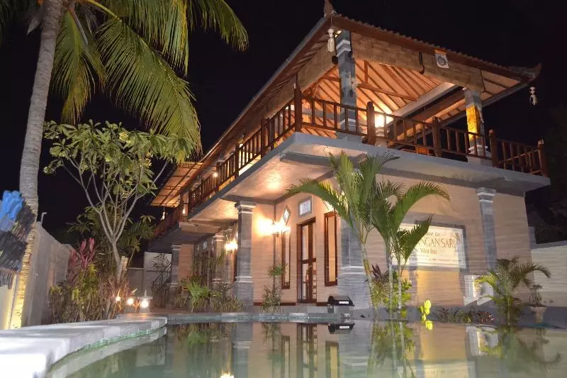 Aamiaismajoitus (B&B) Menjangan Sari