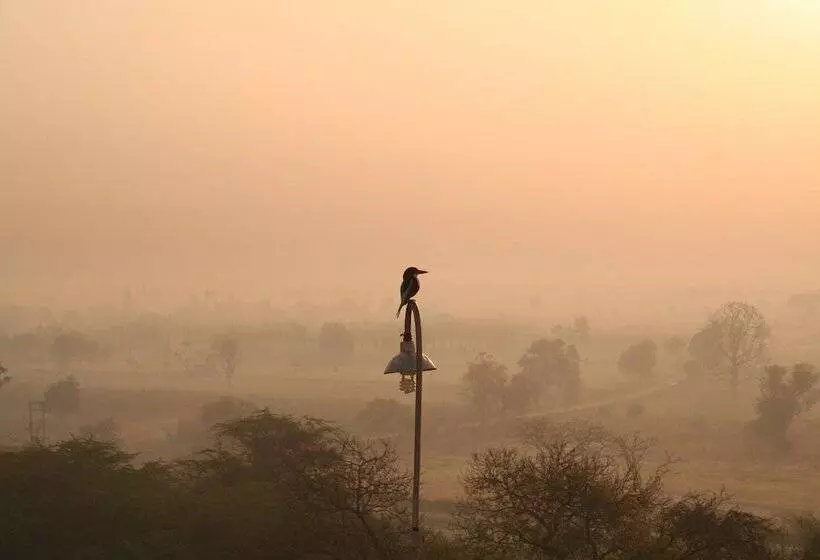 Hotelli Aamod Mudfort Kuchesar