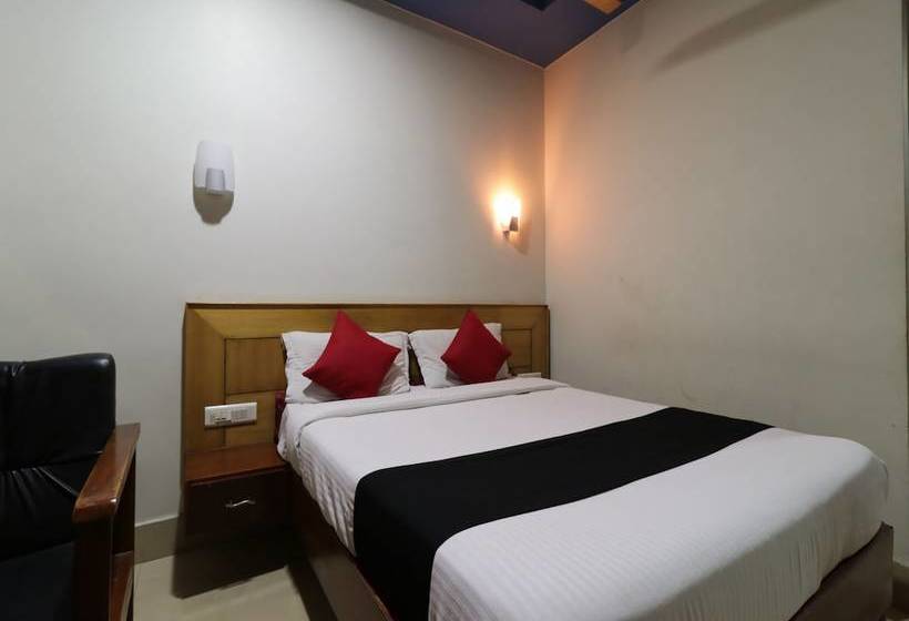فندق Capital O 38707 Vijetha Inn
