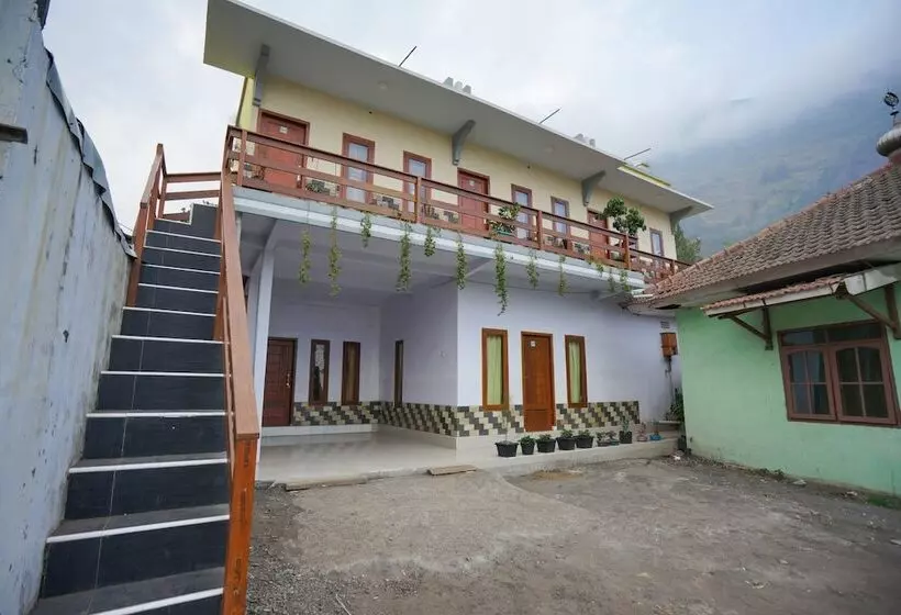 ホテル Family Homestay By Oyo Rooms