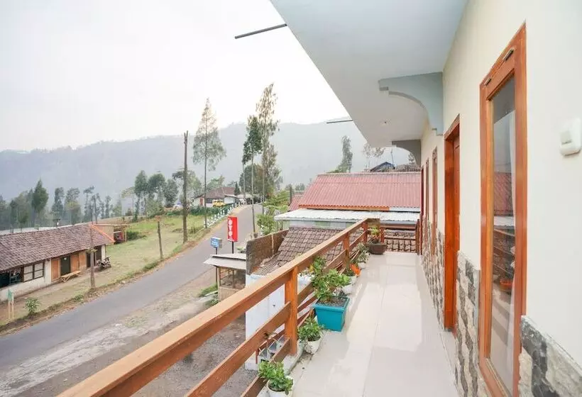 ホテル Family Homestay By Oyo Rooms