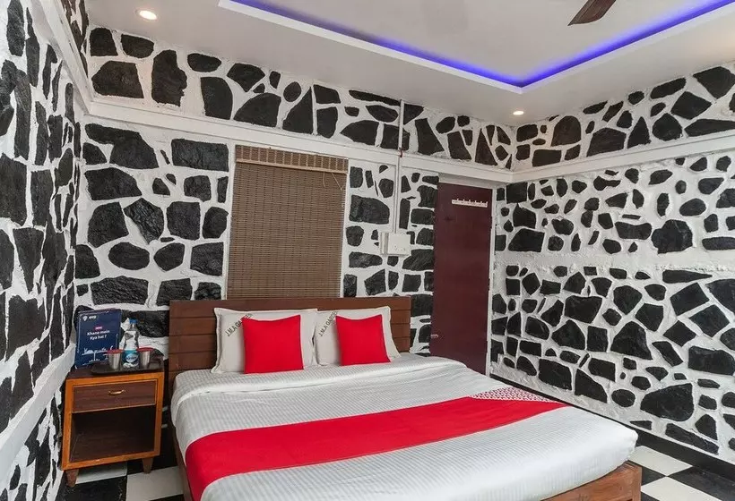 ホテル Jma Garden Resorts By Oyo Rooms