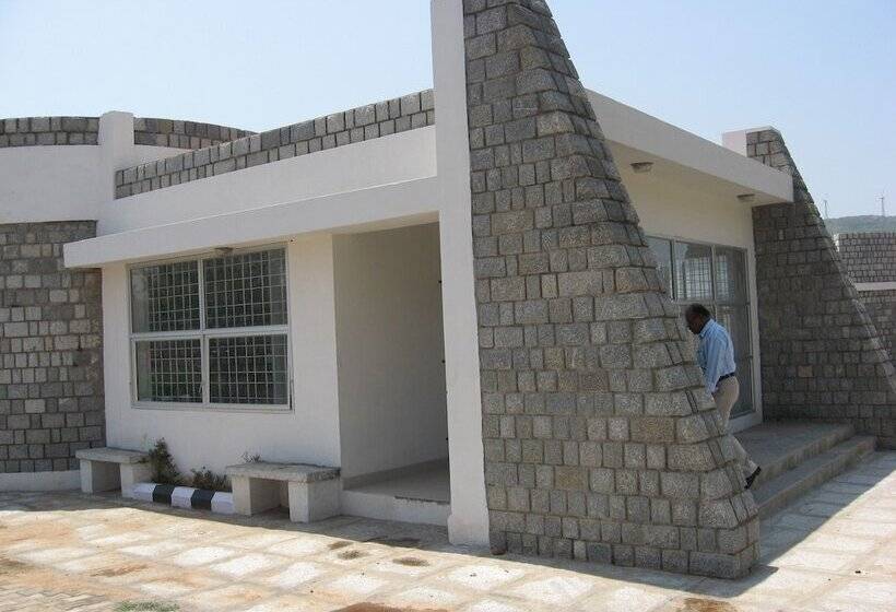 בית מלון כפרי Kstdc Mayura Durg Chitradurga